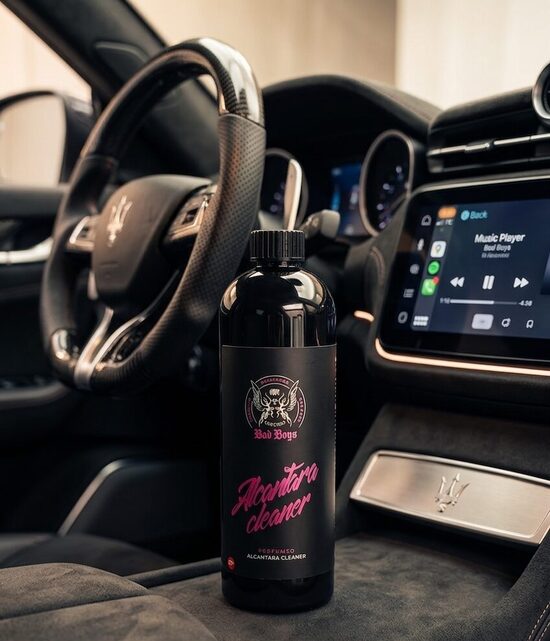 RRCUSTOMS BAD BOYS ALCANTARA CLEANER 1L 